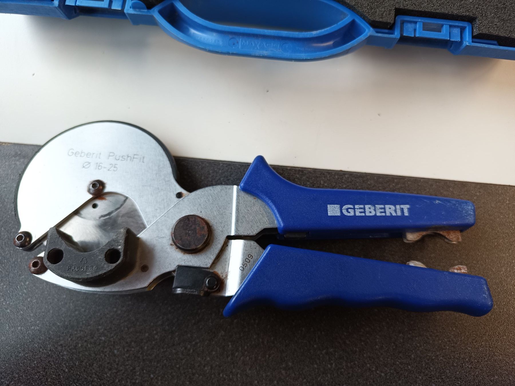 Geberit Tutti gli attrezzi: Geberit PushFit Rohrschneider – Usato da Oberegg venduto da A-Z.Handel.Loehrer 4