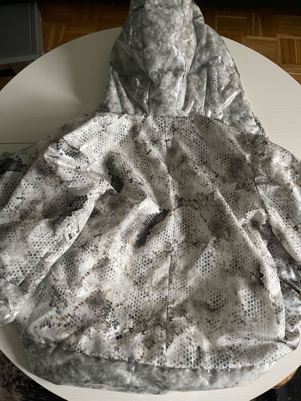 Jacken: Designer. Gans feder jacke – Neu (gemäss Beschreibung) aus Hinterkappelen von lid_9h7j 1