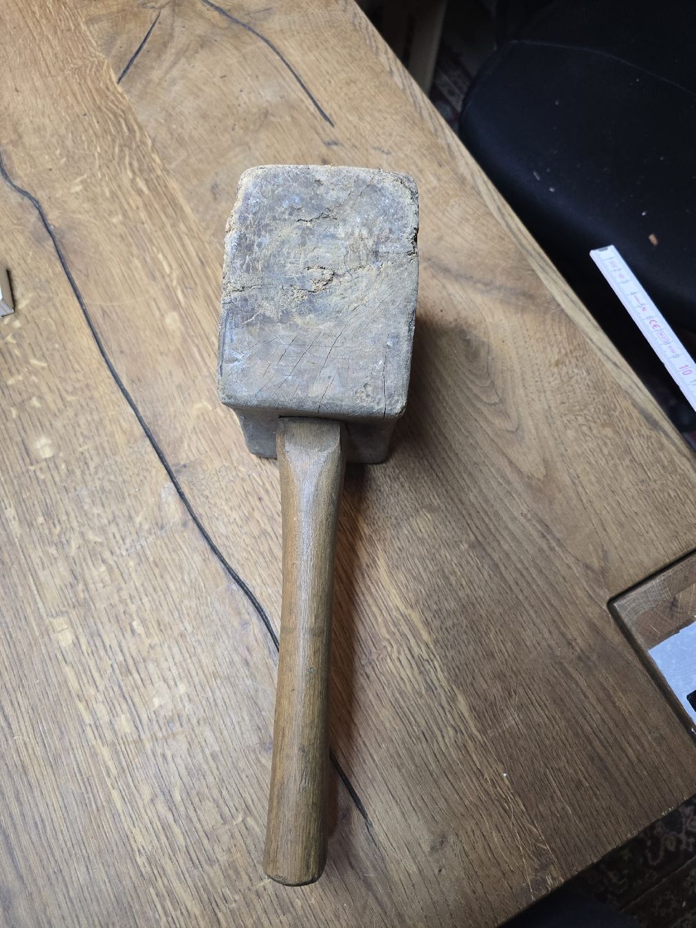Tutti gli attrezzi: Antiker Holzhammer A.B.F. (M) – Usato da Rorschach venduto da TimelessTrading 4