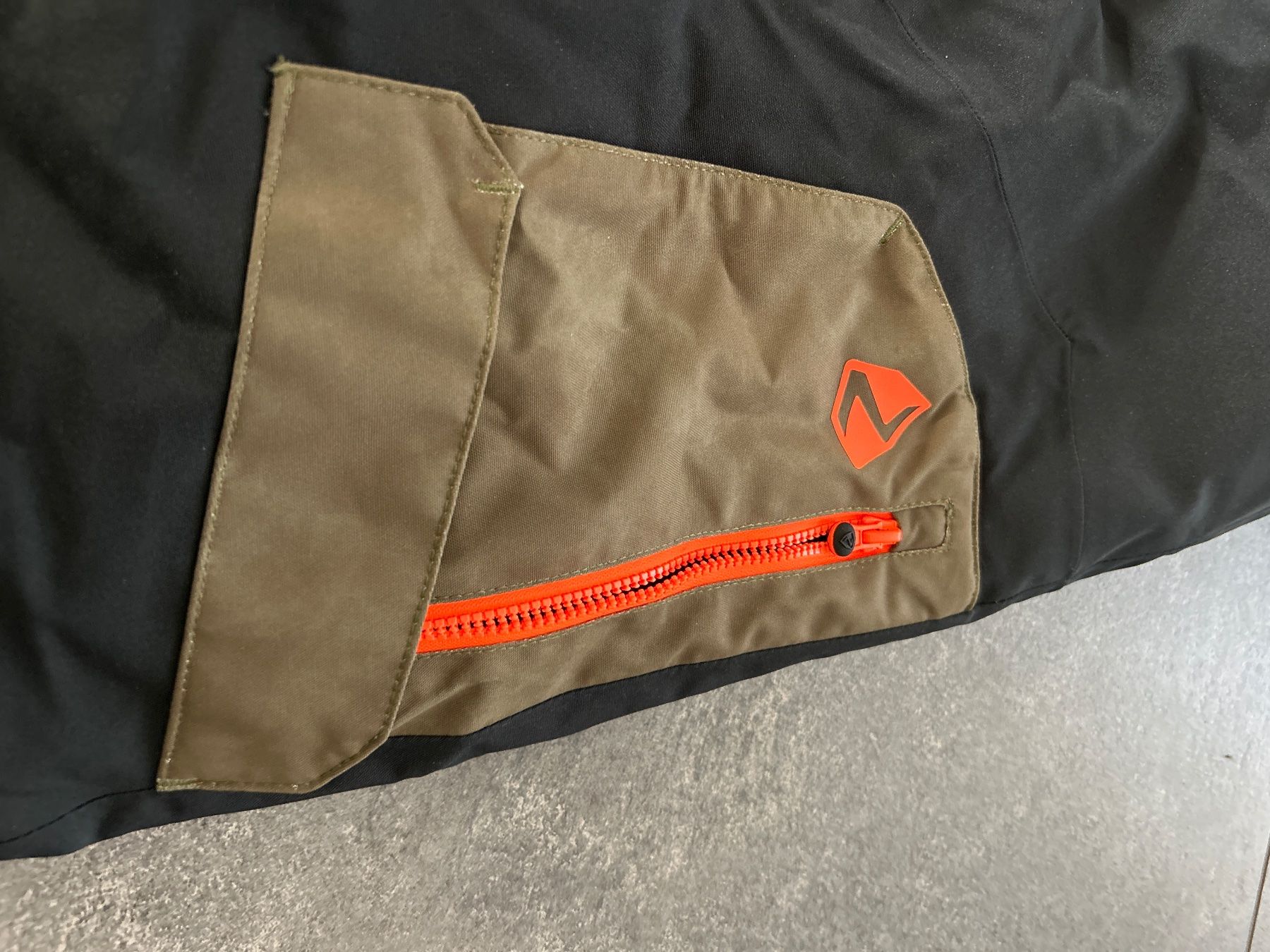 Ziener Hosen: Skihose Ziener Gr. 116 NEU – Neu und originalverpackt aus Worblaufen von Savanne05 1