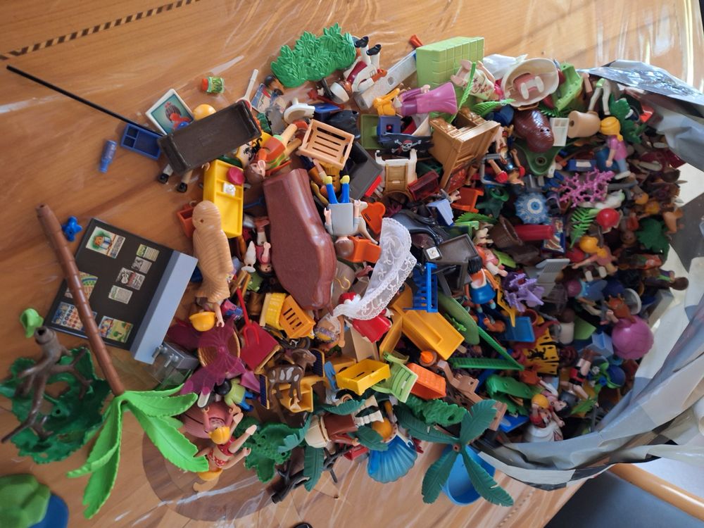 Playmobil Jouets: Lots de Playmobil – D'occasion à Villarbeney par cerisette72