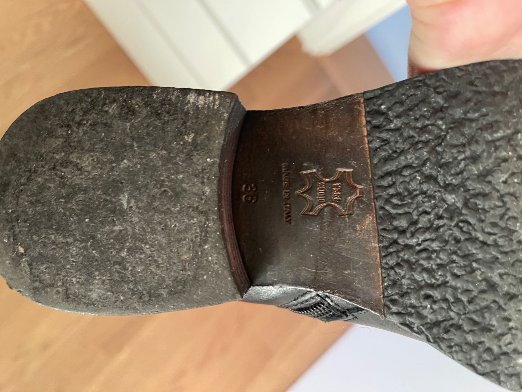 Scarpe da donna: Schwarze Lederstiefel, Grösse 36 – Usato da Chur venduto da hok_qp7l 3