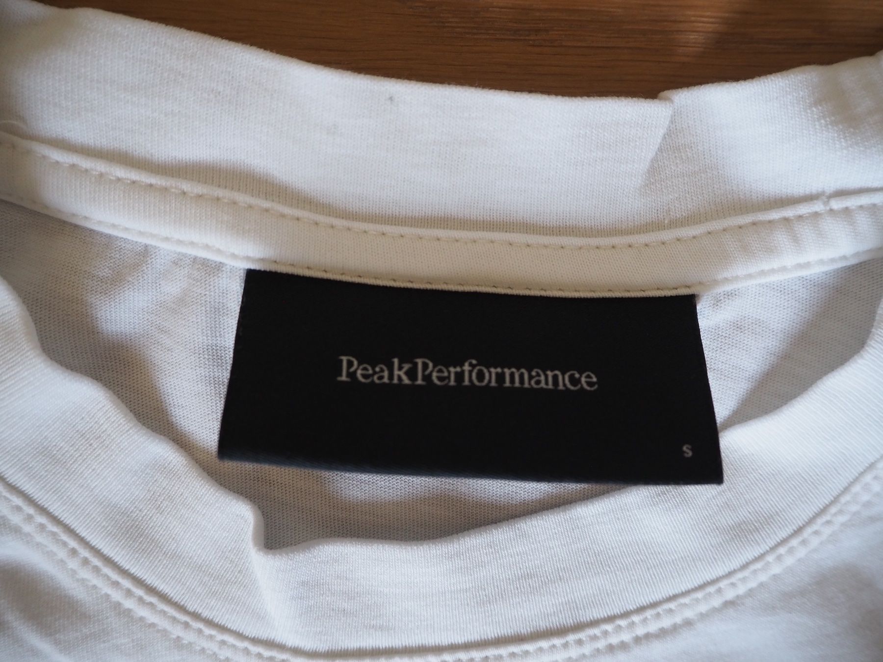 Peak Performance T-shirt: Peak Performance T-Shirt, Gr. S – Usato da Zürich venduto da snowow 1