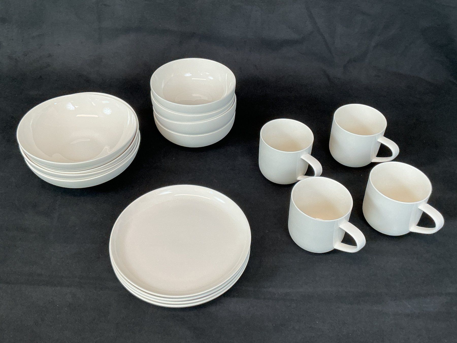 Geschirrsets: FURBER Speise - Service Set – Neu (gemäss Beschreibung) aus Richterswil von Restwert_Richterswil