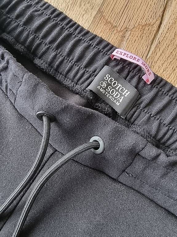 Pantaloni: Stoffhose Scotch&Soda, Gr.M, schwarz  – Usato da Ostermundigen venduto da d-p73 2