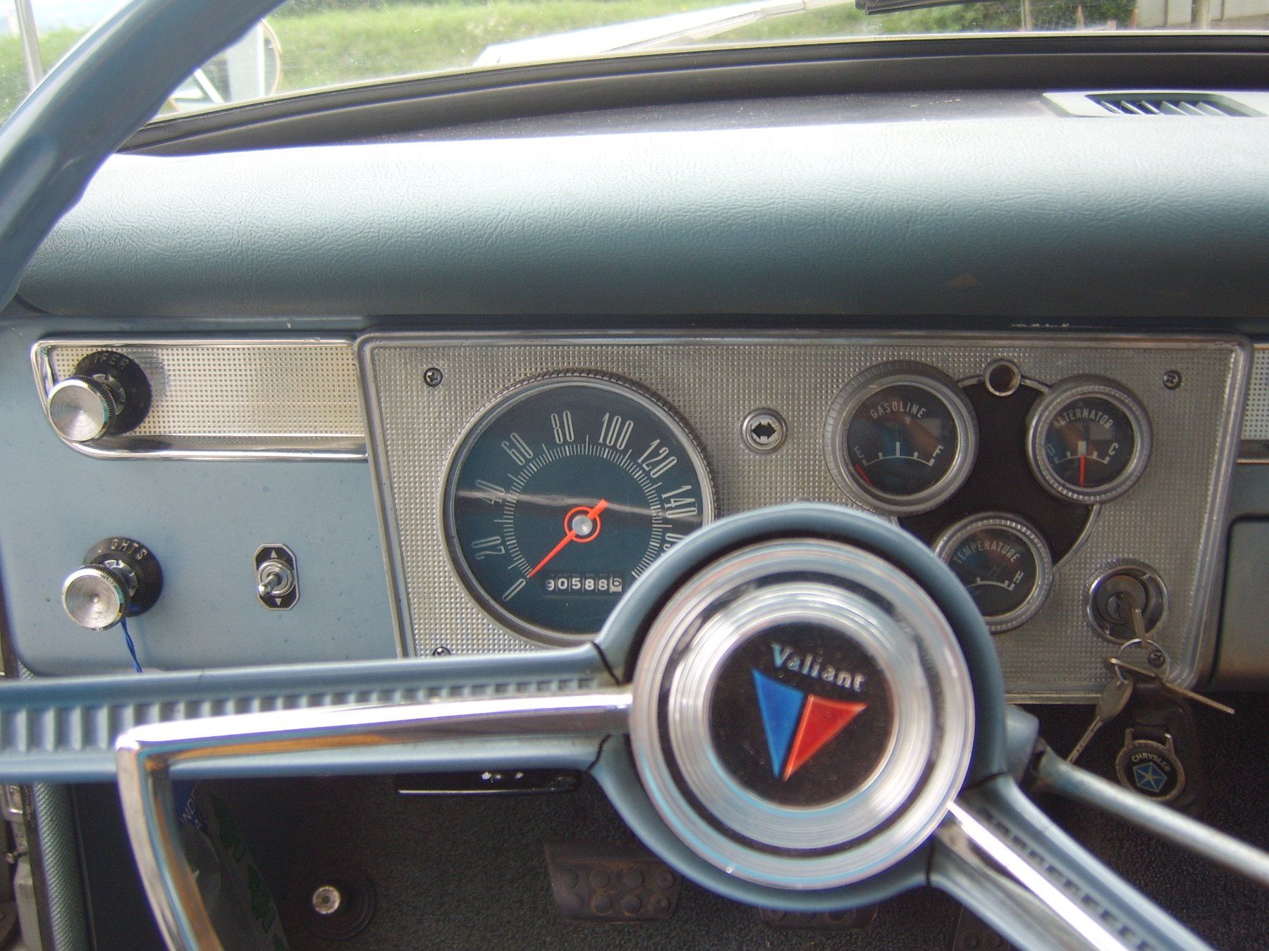 Chrysler Automobili: Chrysler Valiant, Veteranen geprüft – Usato da Wollerau venduto da chevy27 3