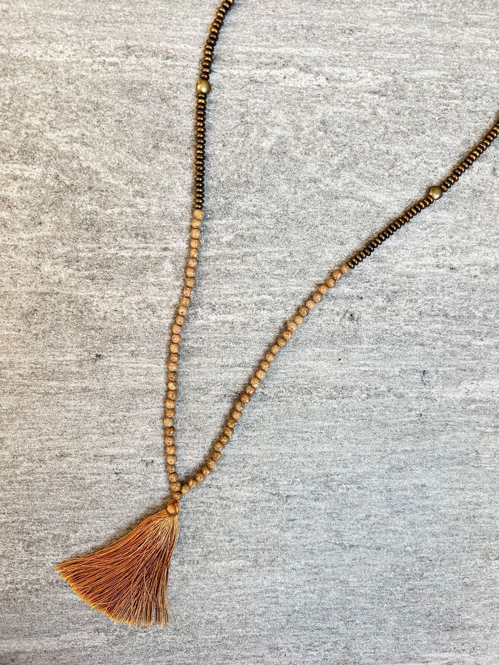 Ketten: NILE STEIN/ METALL - KETTE / 80cm / NEU – Gebraucht aus Nidfurn von cejeisda