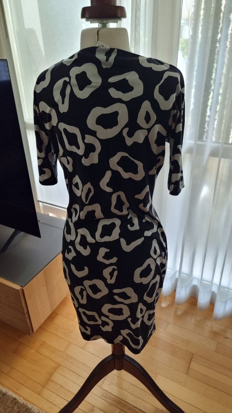 Diane von Furstenberg Kleider: Diane von Furstenberg Kleid Sommer – Gebraucht aus Riedikon von Winter21. 3