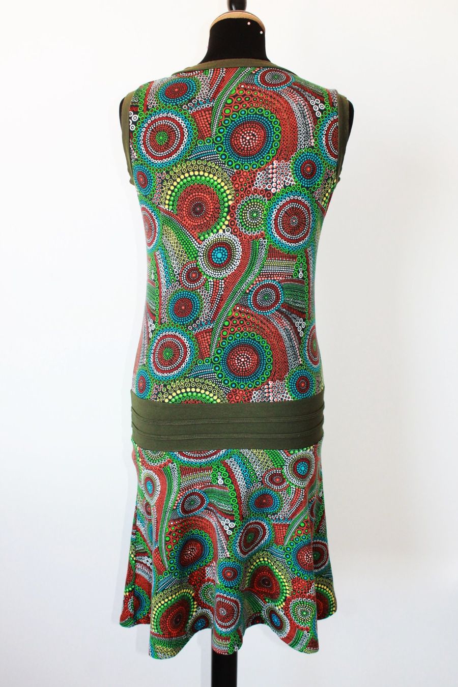 Vestiti: Robe ressemble à Desigual taille M – Usato da Chez-le-Bart venduto da jasse 3
