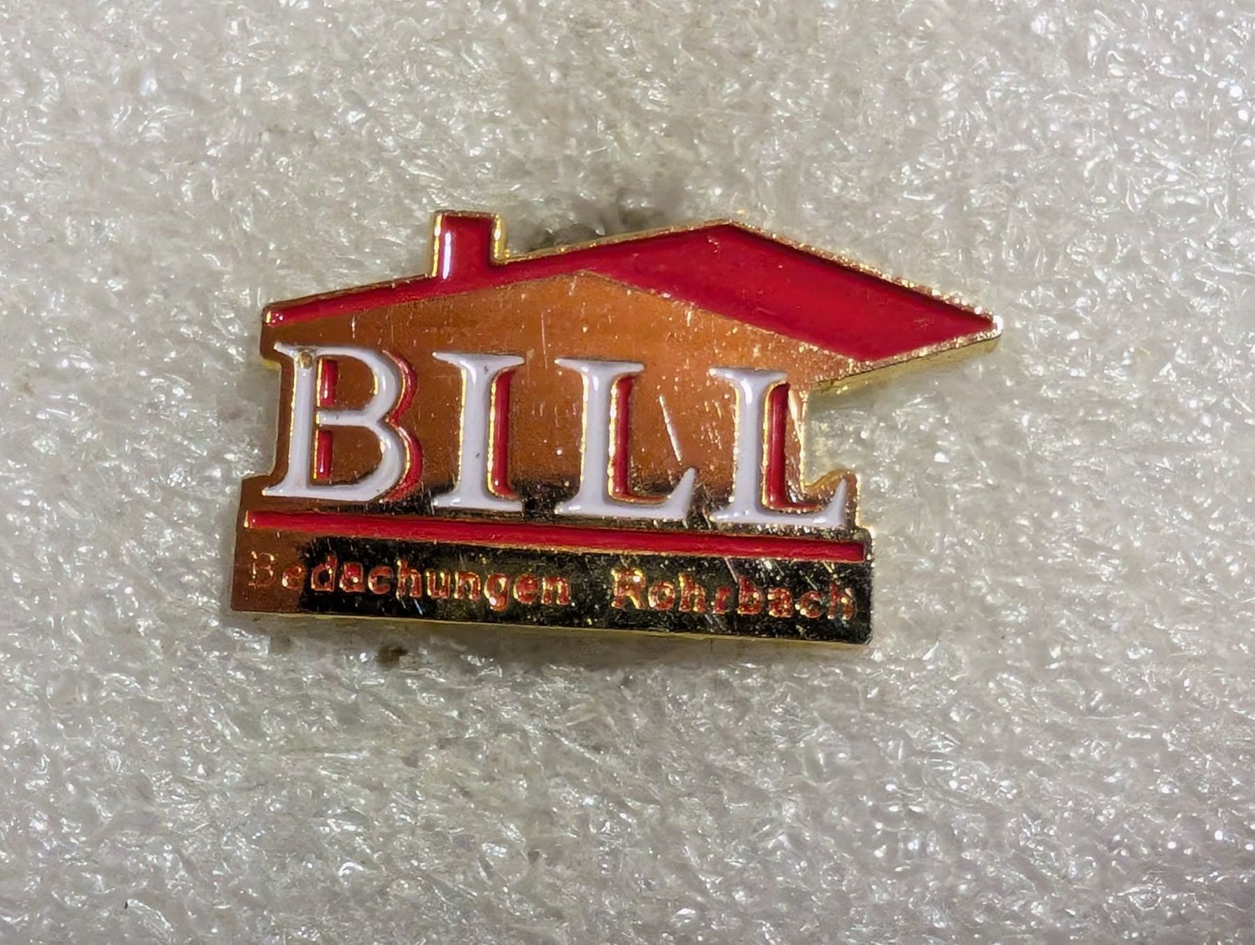 Plaketten & Abzeichen: Ansteckpin 242: Bill – Gebraucht aus Oppligen von Pin-Fall-Shop