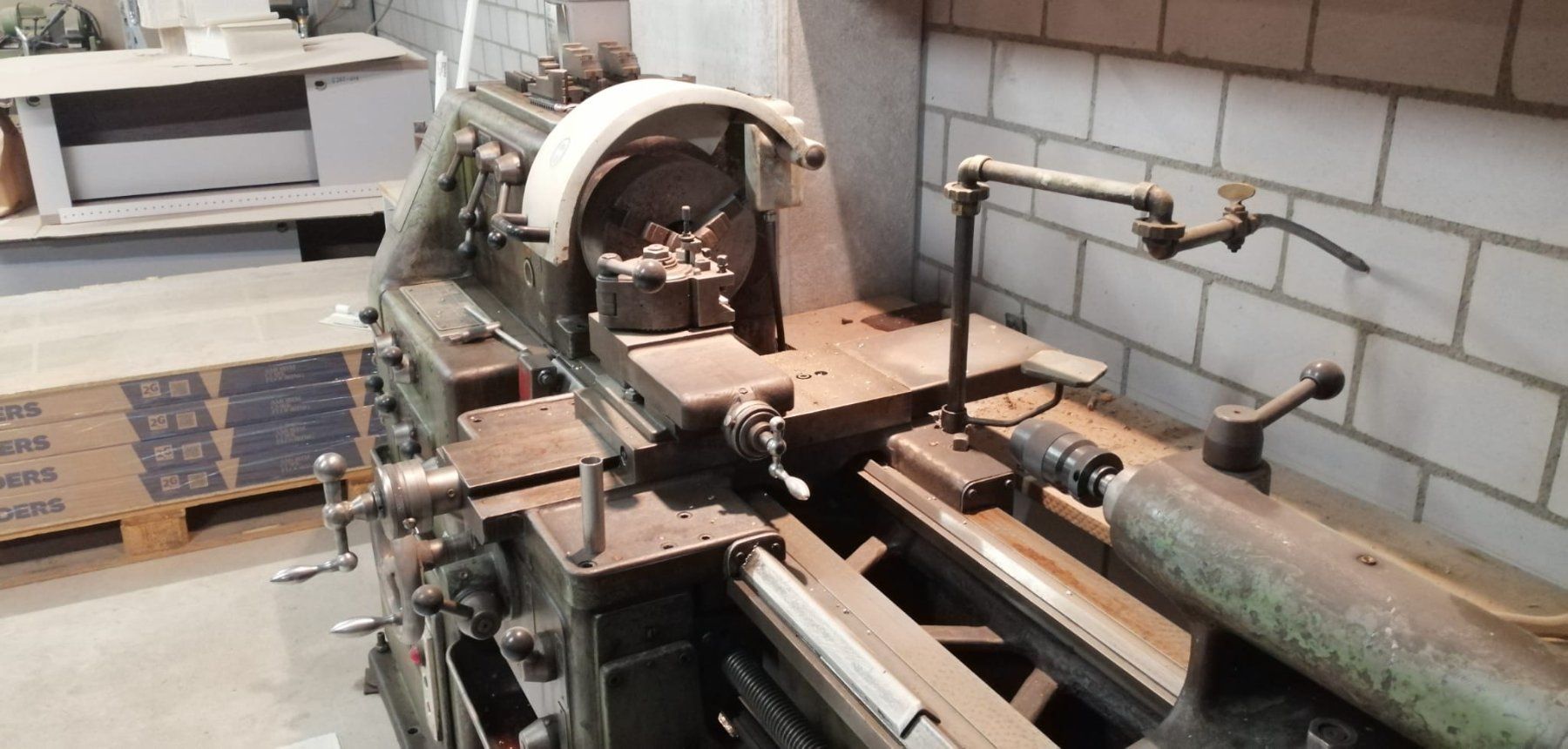 Toutes les machines: Drehbank – D'occasion à Küssnacht am Rigi par Salmostar 2