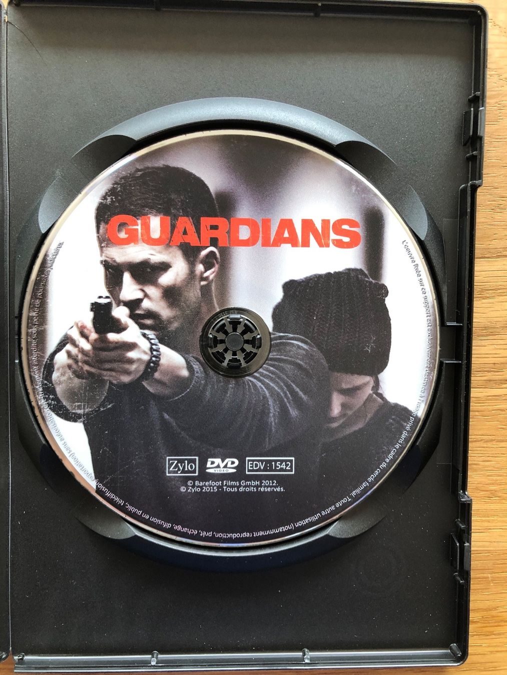 Alle DVDs: GUARDIANS – Gebraucht aus St-Cierges von Crisi53 2