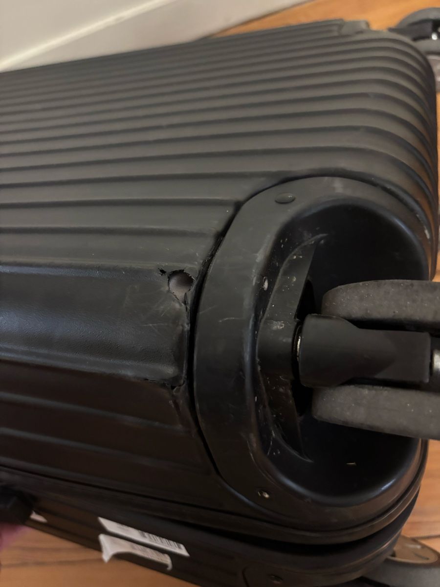 Rimowa Reisekoffer: Rimowa Salsa Cabin Trolley - Medium, Black, Used Condition – Gebraucht aus Geneve von wer_7s7p 4