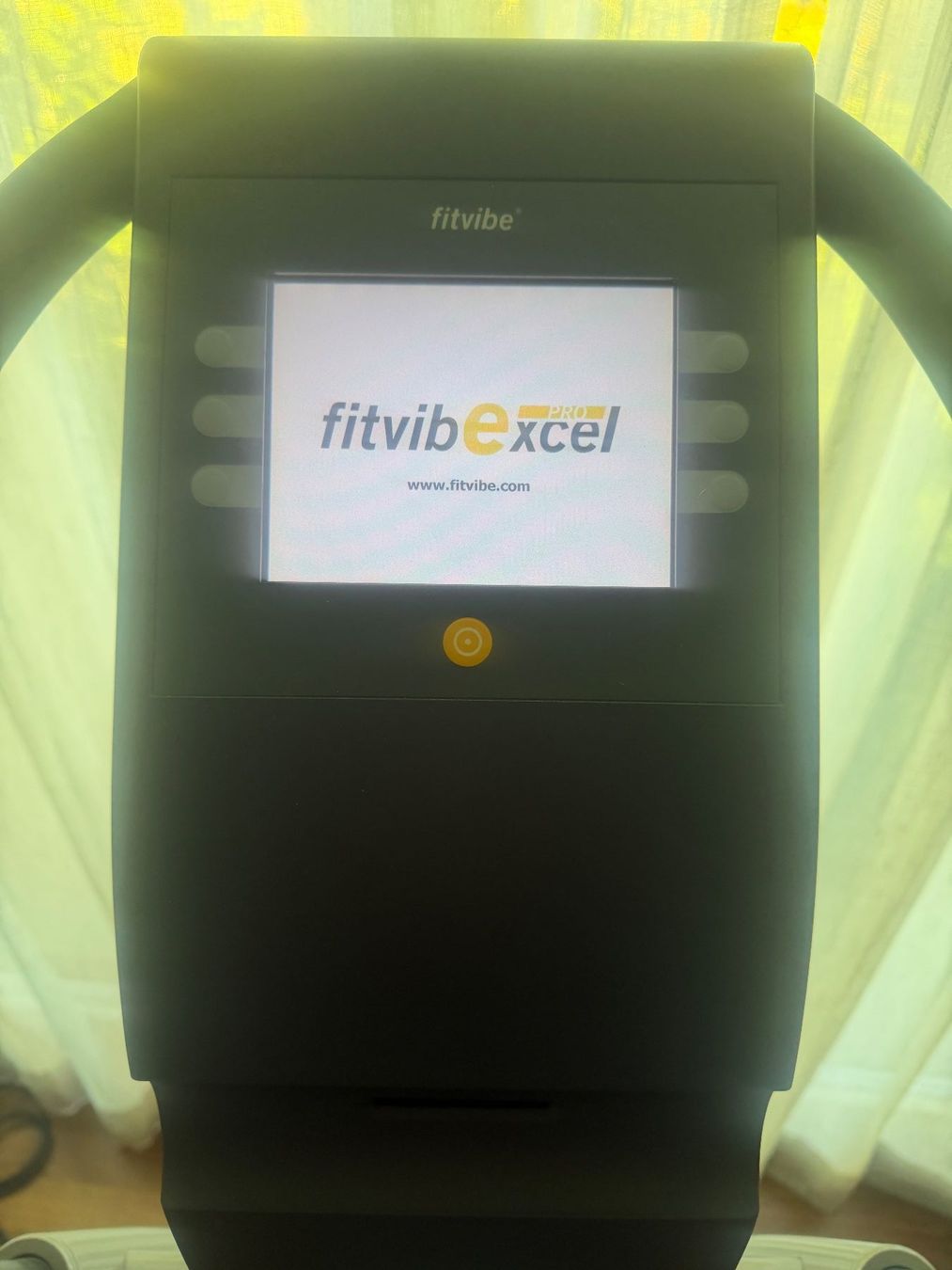 Power Plate Vélos d'appartement: Fitvibe Excel Pro – D'occasion à Schönenberg ZH par Quindi1 2