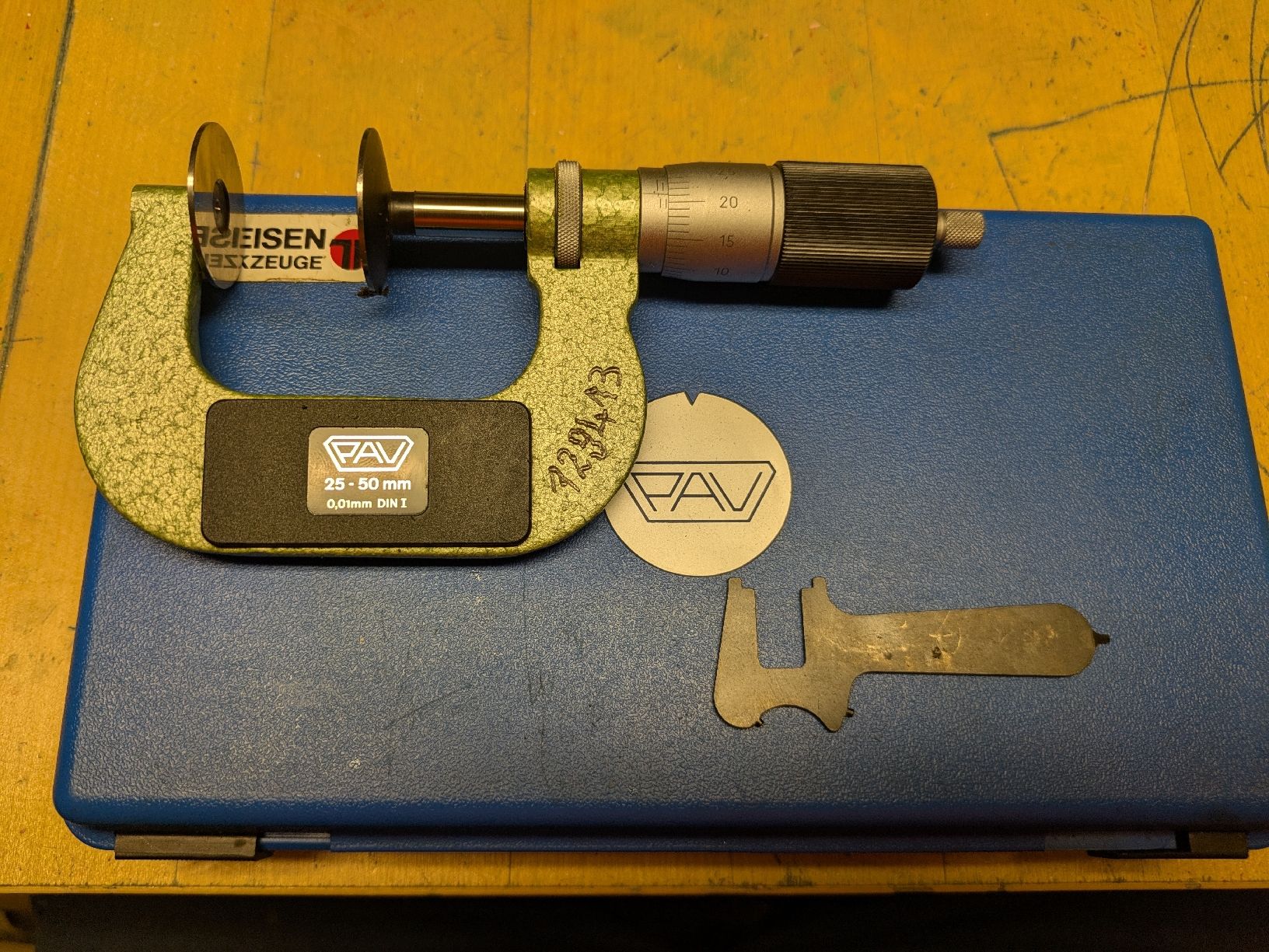 Mesurer: Tellermikrometer PAV 25-50 – D'occasion à Schönengrund par UlliDiem 1