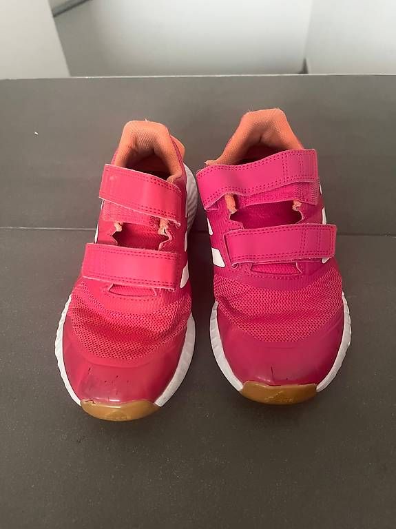 Schuhe für Jungen: Turnschuhe – Gebraucht aus Lausen von mirip86 2