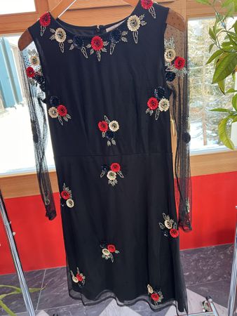 Ashley Brooke Kleid schwarz mit Pailletten Blumen in Gr. S