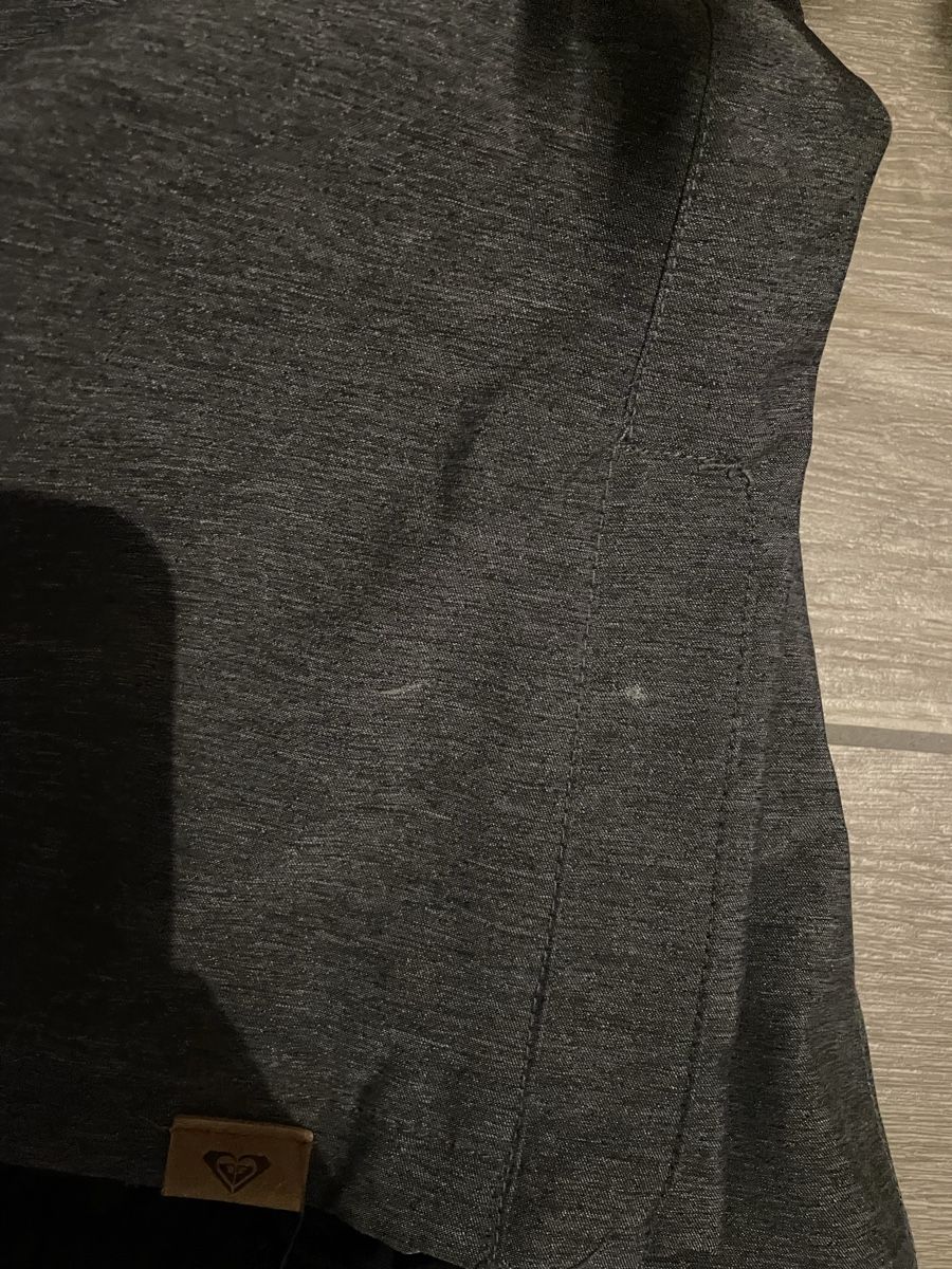 Roxy Pantaloni: Pantalon de ski Roxy – Usato da La Tour-de-Peilz venduto da flo_m27g 4