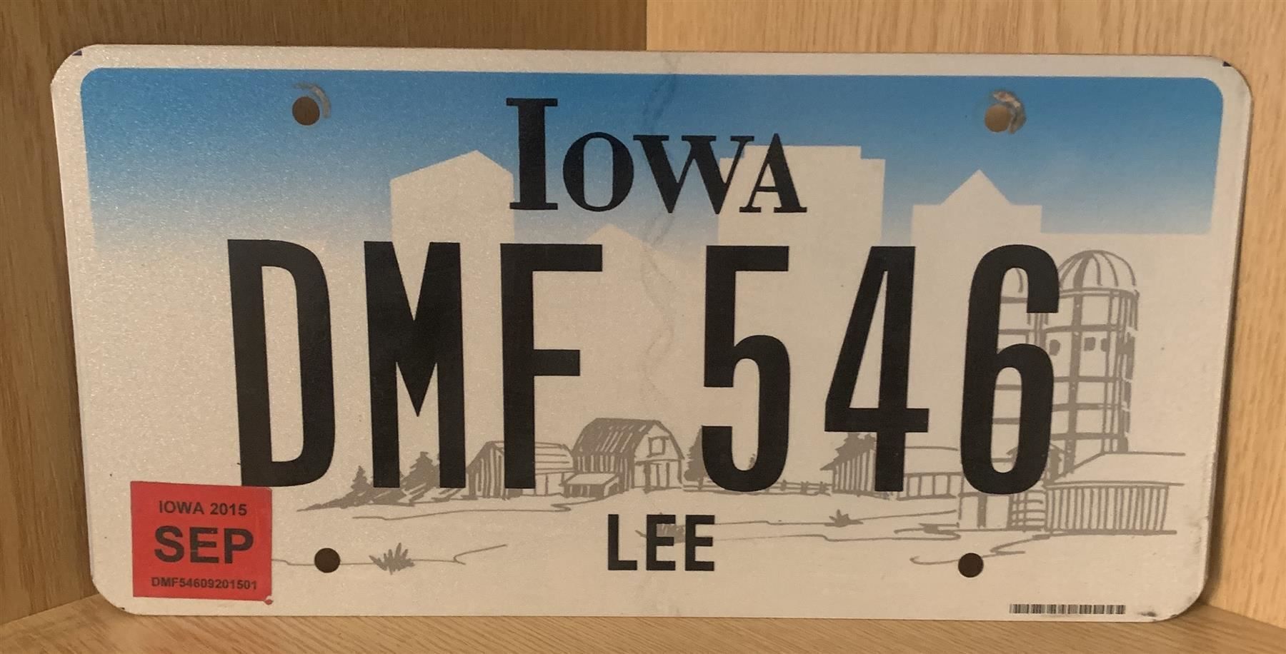 Insegne: IOWA DMF 546 LEE – Usato da Zürich venduto da SWISSlighter