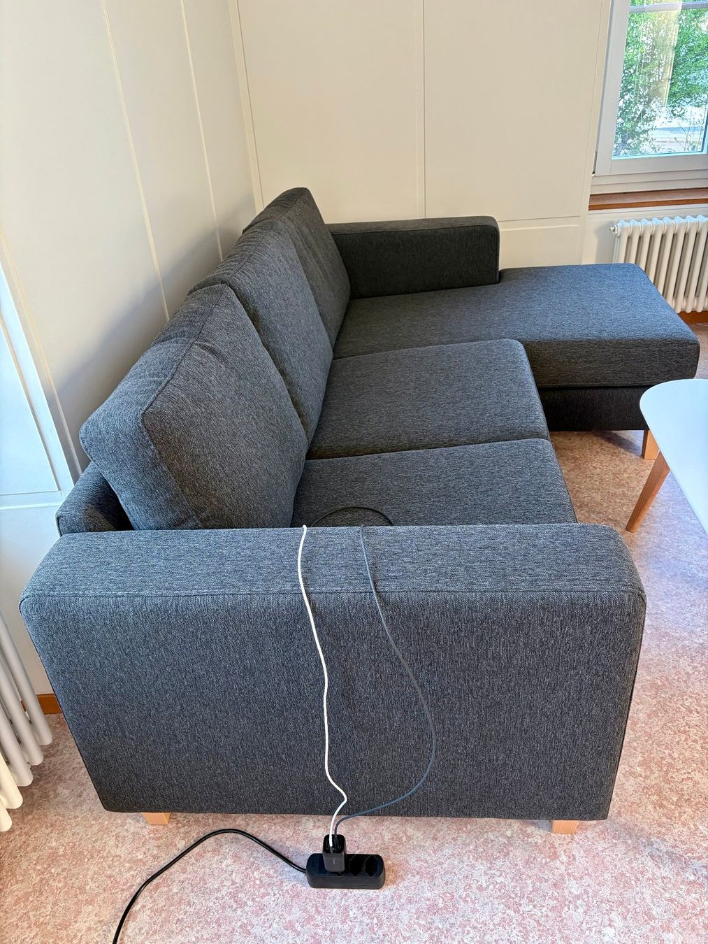 Divani: Ecksofa MAISON 2-Sitzer mit Longchair – Usato da Seon venduto da pav_dcw2 2