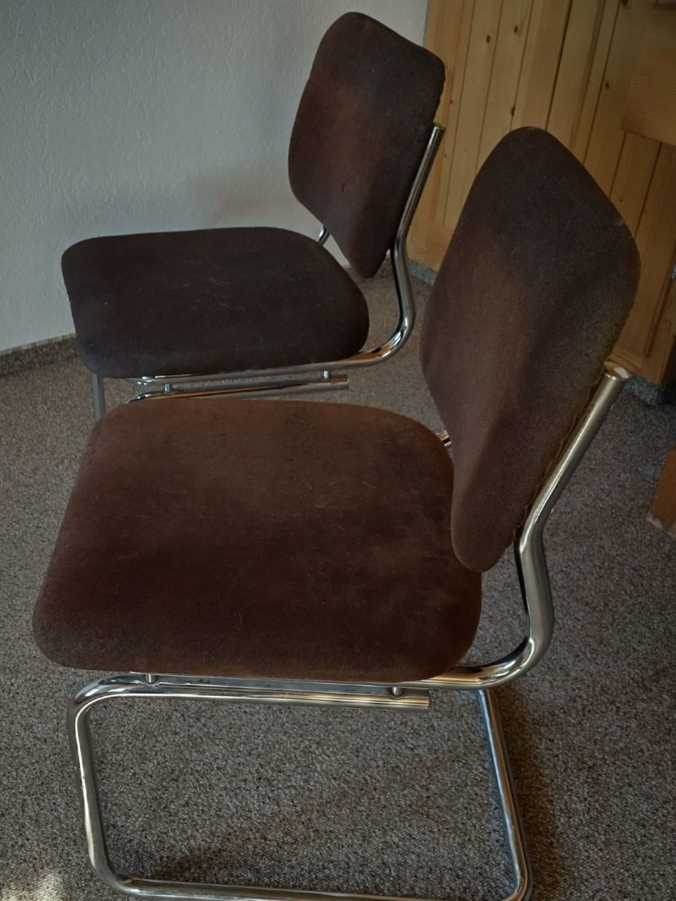 Tavoli: Massiver Tisch ab 1.00 Franken – Usato da Wildhaus venduto da Hukwildhaus 5