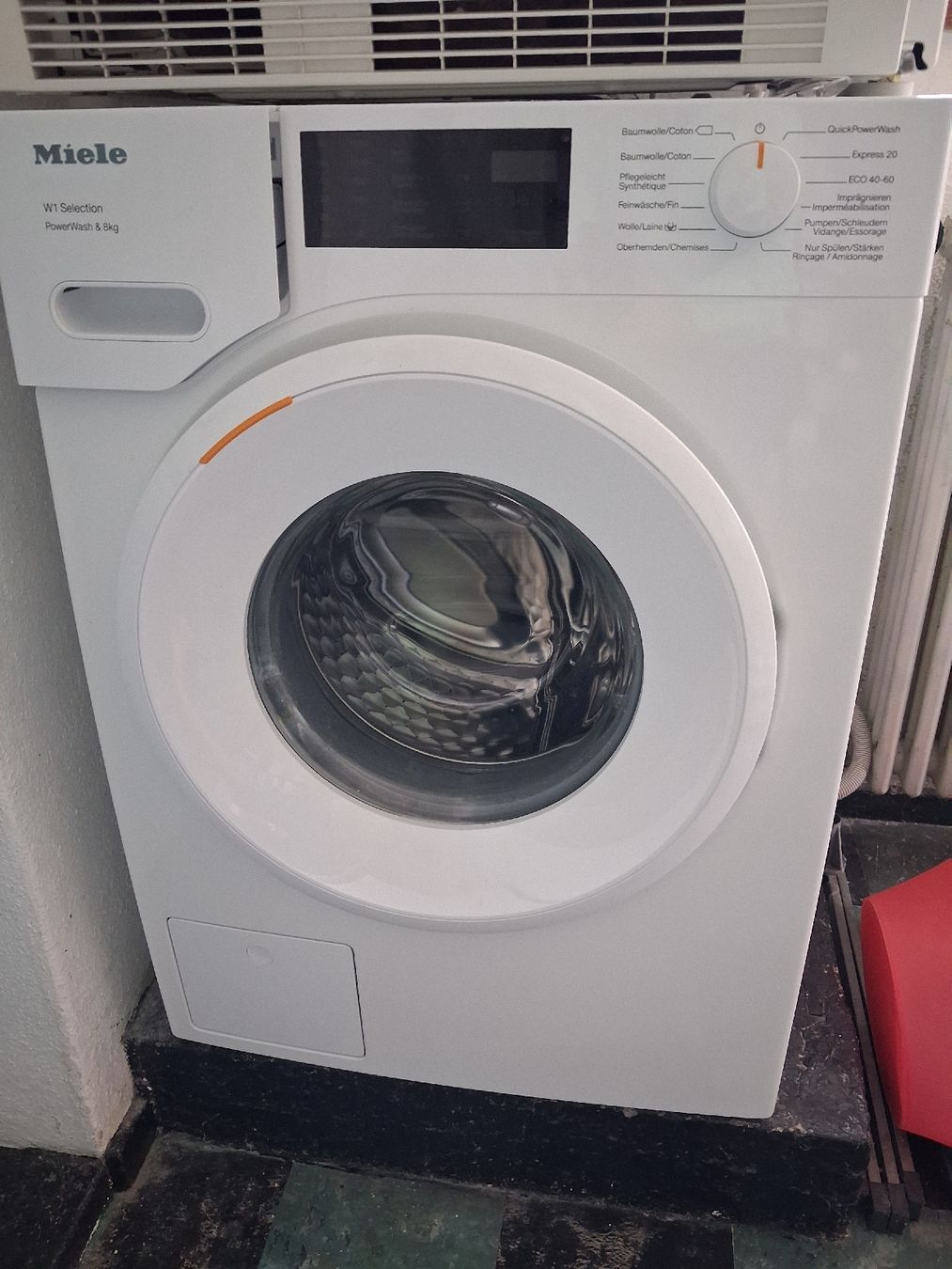 Miele Machines à laver: Waschmaschine – D'occasion à Zürich par oberstaffel