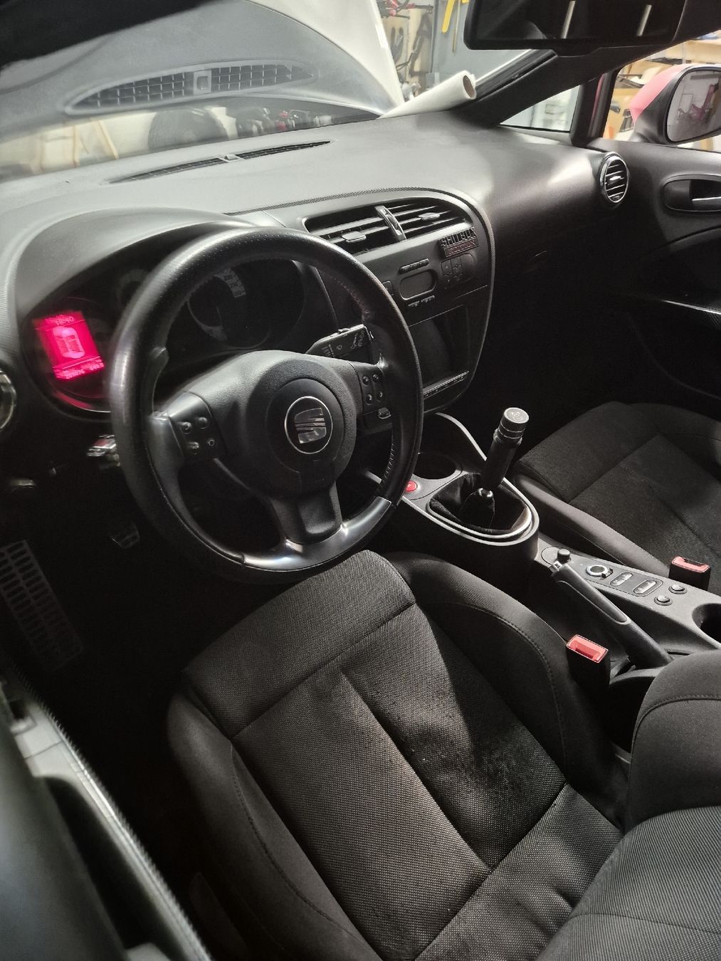 Seat Automobili: Seat leon 2.0fr tfsi – Usato da Madiswil venduto da flu_5ly2 1