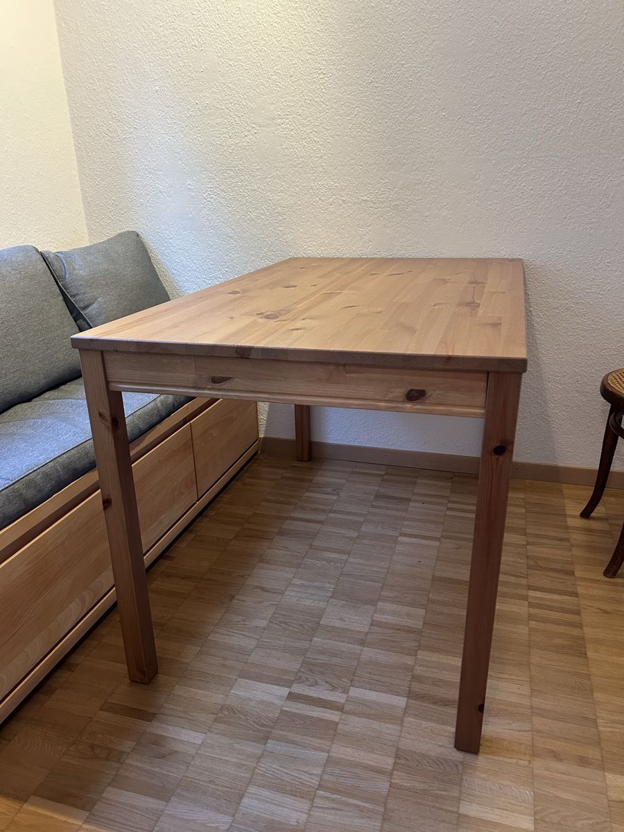 Ikea Tavoli: Tisch Massivholz IKEA – Usato da Zürich venduto da cme_9pnb 2