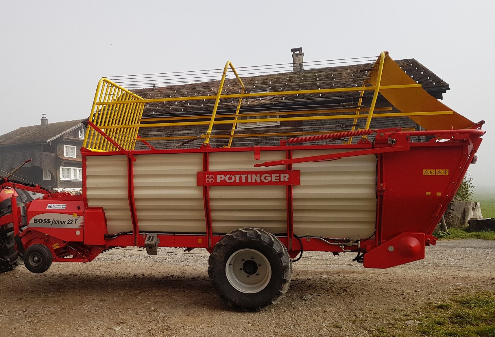 Pöttinger Anhänger: Ladewagen Pöttinger Boss junior 22T – Gebraucht aus Ried-Muotathal von Schiner93