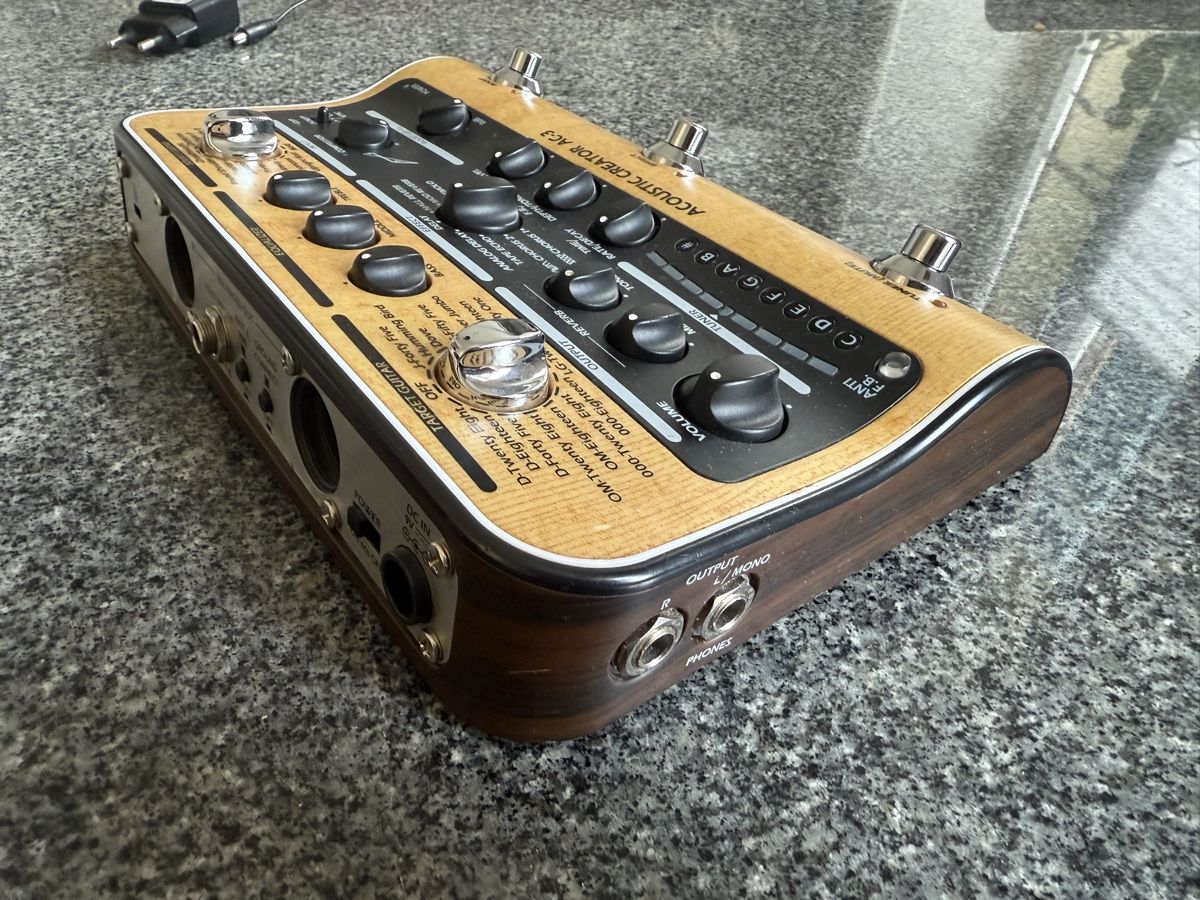 Zoom Strumenti musicali: Zoom acoustic creator AC-3 Pedale  – Usato da Vevey venduto da vui_98f5 4