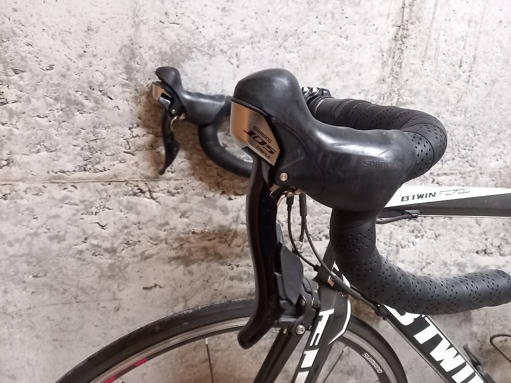 Biciclette: Vélo Btwin 700 cadre composite – Usato da Châtelaine venduto da enerio1347 1