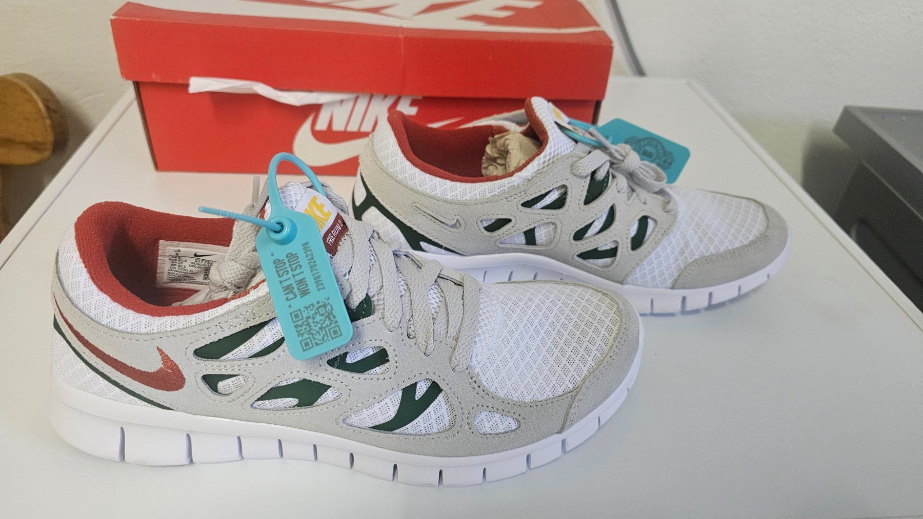 Nike Herrenschuhe: Nike Free Run 2 , taille 42.5 – Neu und originalverpackt aus St-Prex von sebgav