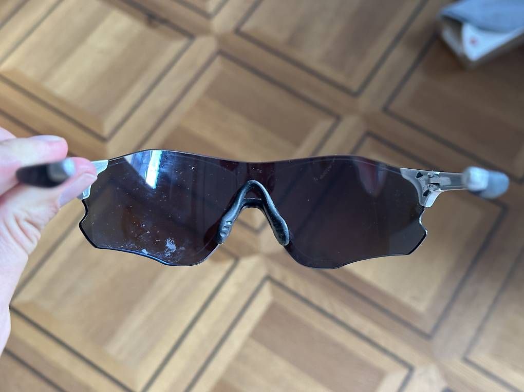 Oakley Occhiali & Lenti: Oakley EVZERO Blau, starke Gebrauchsspuren – Usato da Zürich venduto da WeNeedMorePR 3