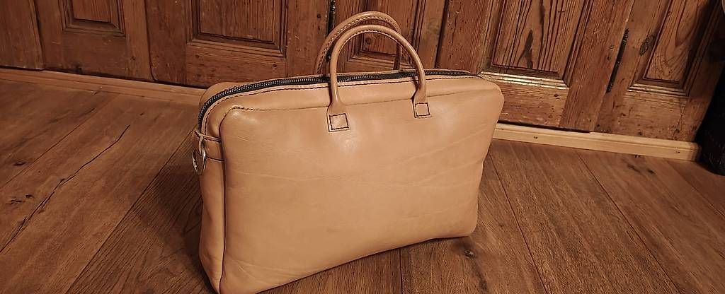 Borse: Tasche aus Leder handgefertigt  – Usato da Cazis venduto da Morrisb 1