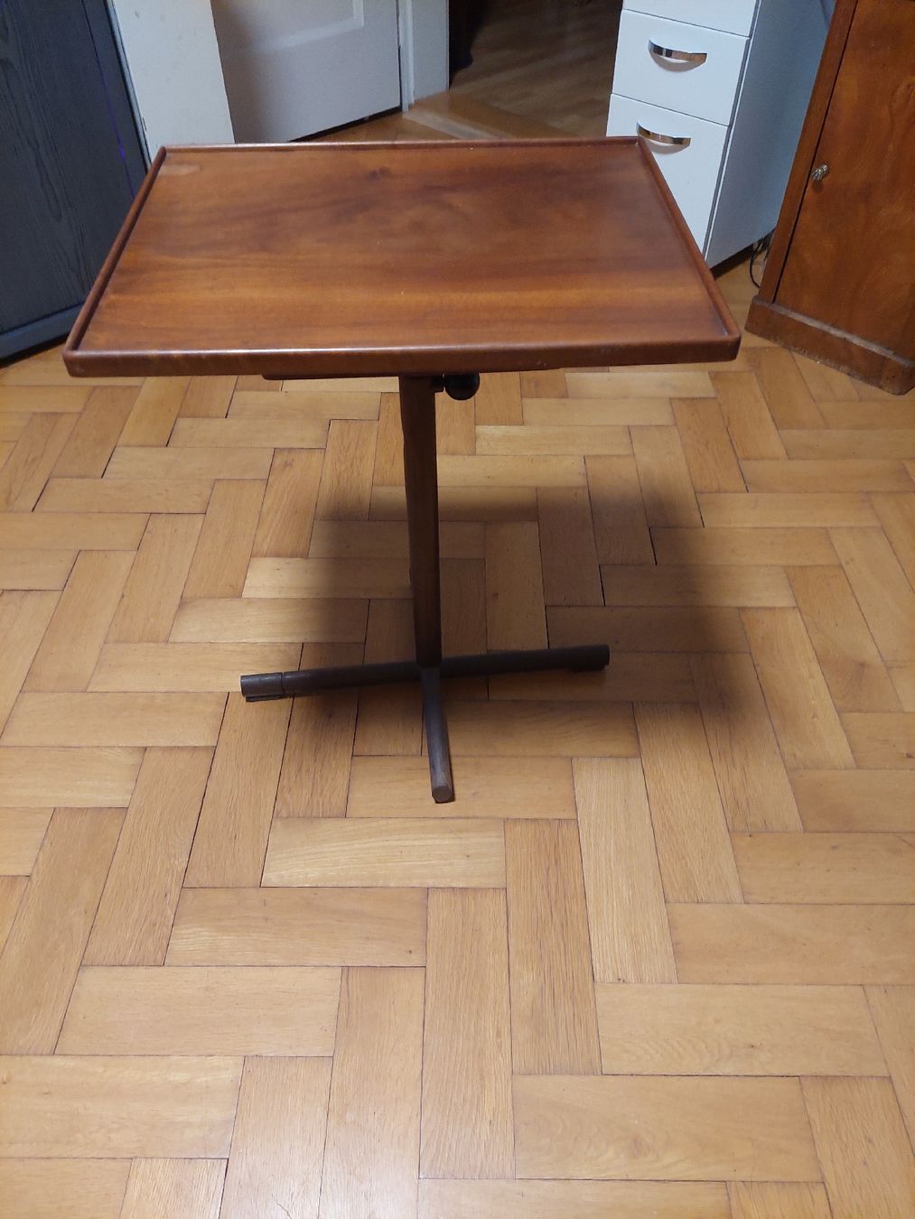 Tavoli: Embru Beistelltisch Caruelle Designklassiker – Usato da wabern venduto da Torrubirubi 4