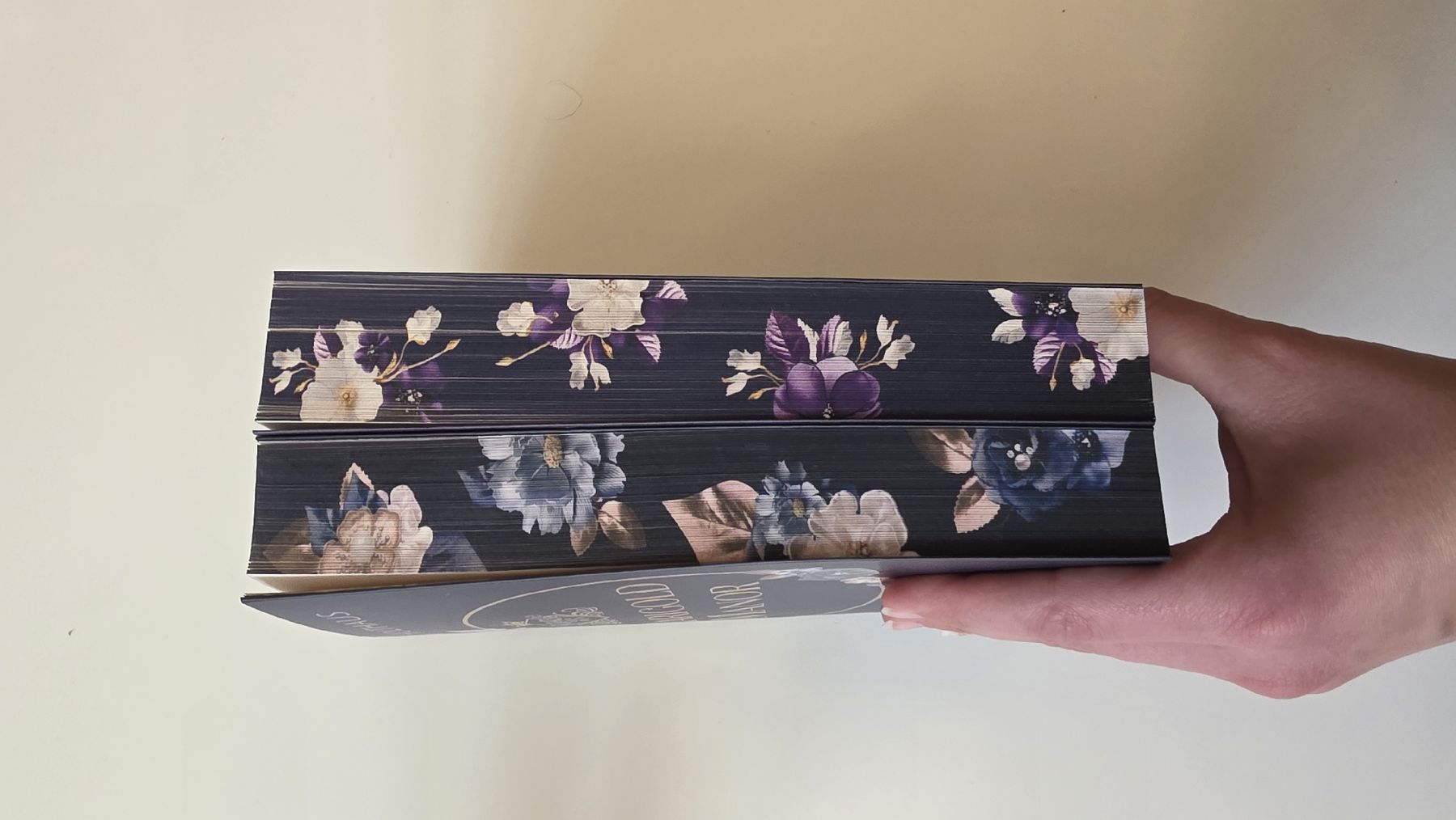 Libri: Marigold Manor Band 1&2 – Nuovo (secondo la descrizione) da Wölflinswil venduto da annika.reimann 2
