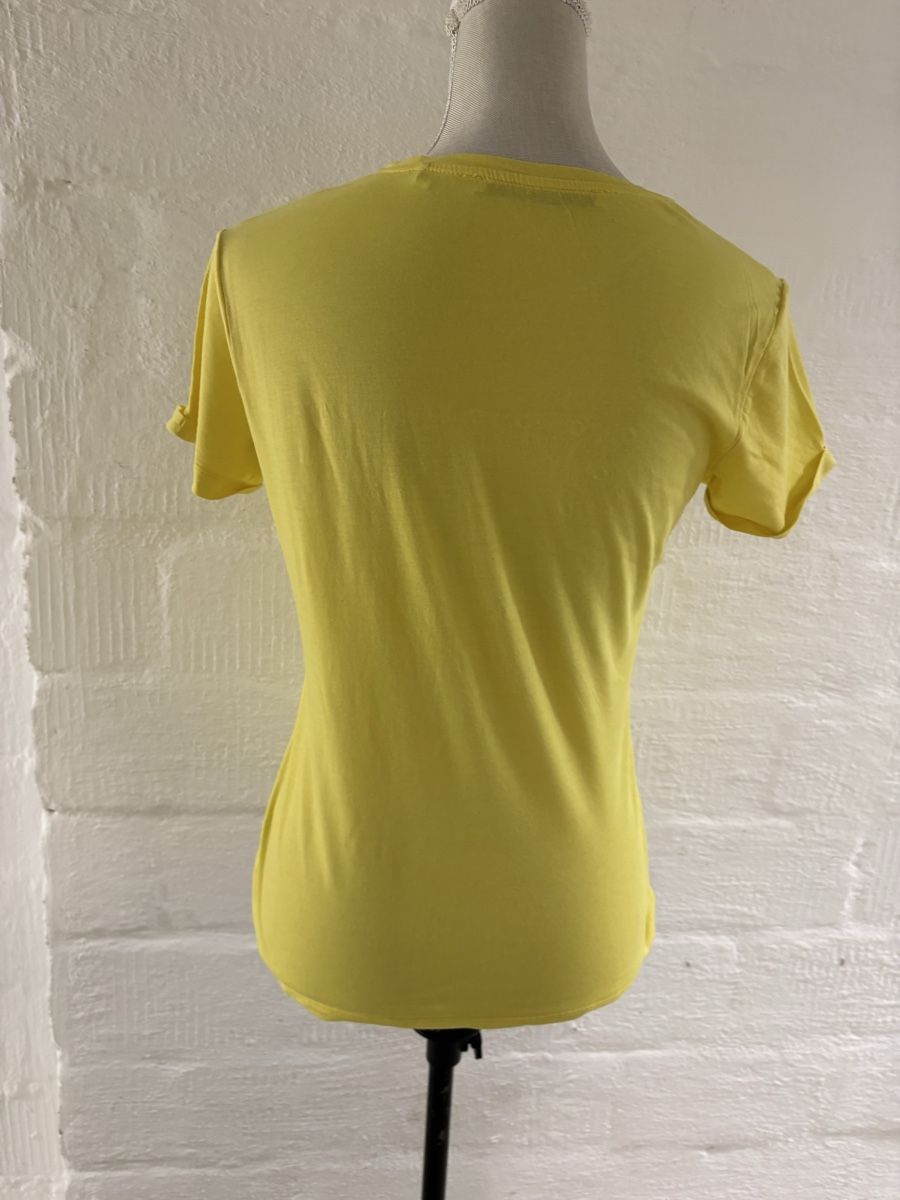 Guess T-shirt: Damen T-Shirt,Gr.S;Guess – Usato da Winterthur venduto da Nena222 1