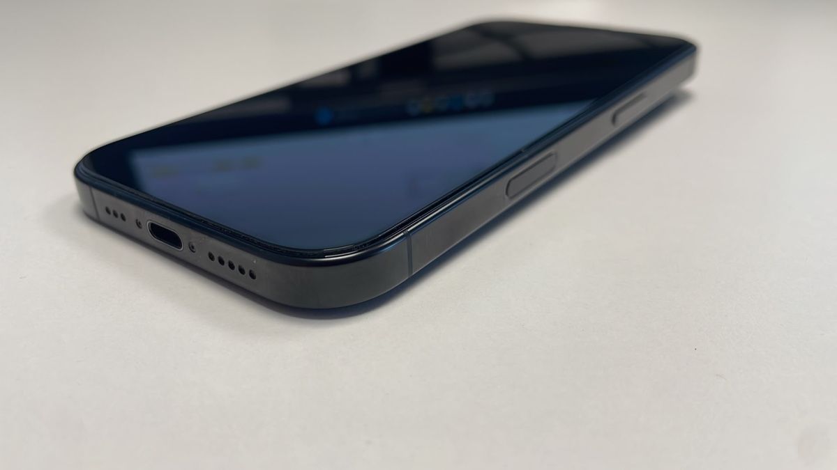 Apple Handys / Smartphones: Iphone 16 Pro 256 GB TopZustand – Gebraucht aus Uster von Jbillabong7 2