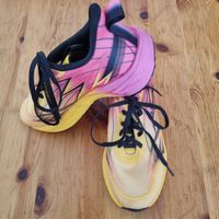 Turnschuhe Gr. 38