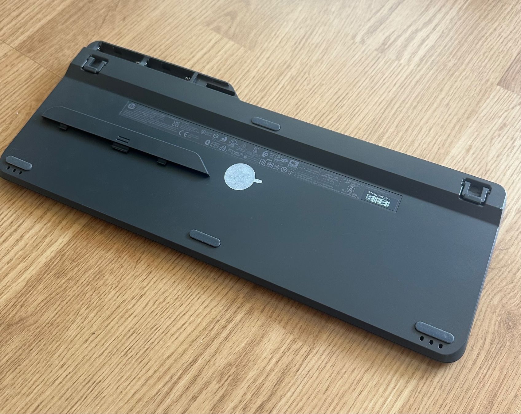 Hewlett Packard Tastaturen: HP 460 Multi - Device Bluetooth Keyboard – Gebraucht aus Kreuzlingen von watibloiro 1
