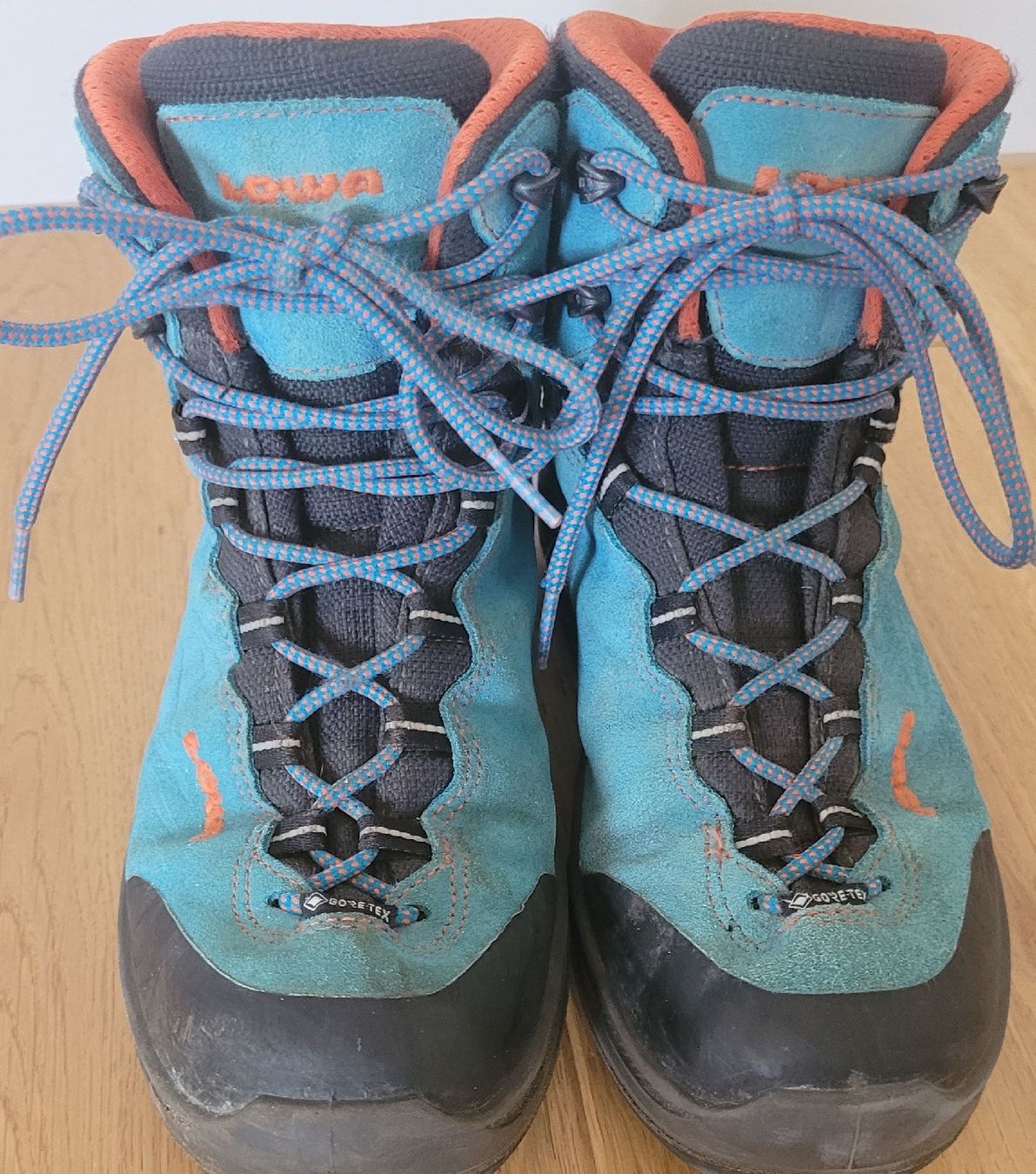 Lowa Scarpe da uomo: Lowa Wanderschuhe Gore-tex, Gr.36 – Usato da Worb venduto da Sibille20