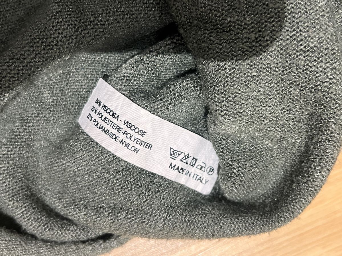 Pullover & Sweatshirts: Kuschliger Pullover in Grün Gr. M – Gebraucht aus Zürich von Sesada 1