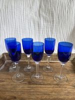 Dunkelblaue Gläser 70iger Jahre