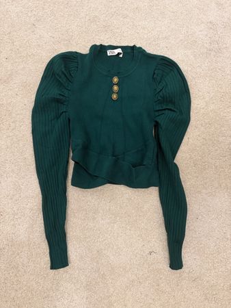 Zara Green Knit Top with Gold Buttons - Stylish & Chic!