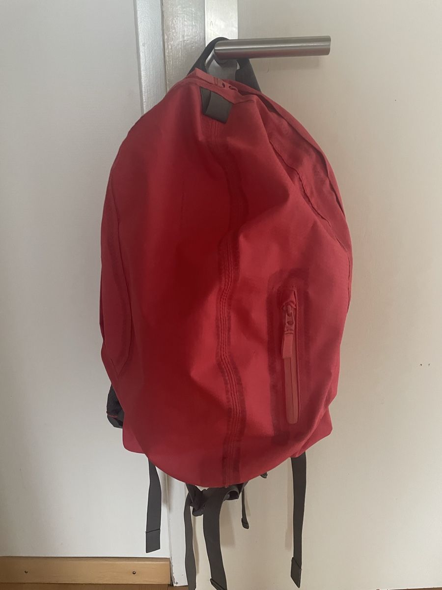 Zaini: Leichte Sommer Rucksack – Usato da Münchenstein venduto da Kapris