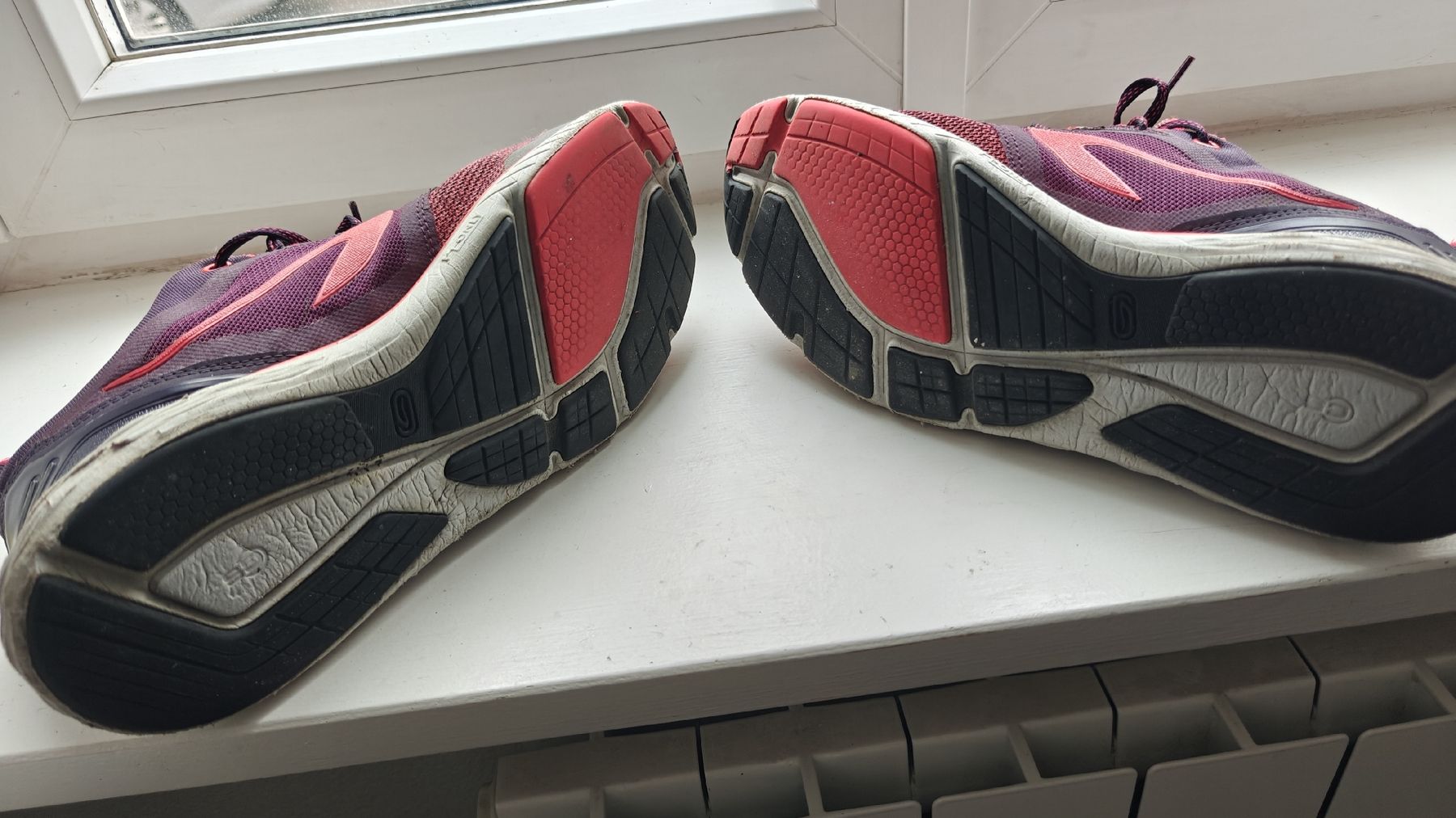 Scarpe da uomo: Decathlon Running Shoes - 42 – Usato da Vevey venduto da dal_2m29 4