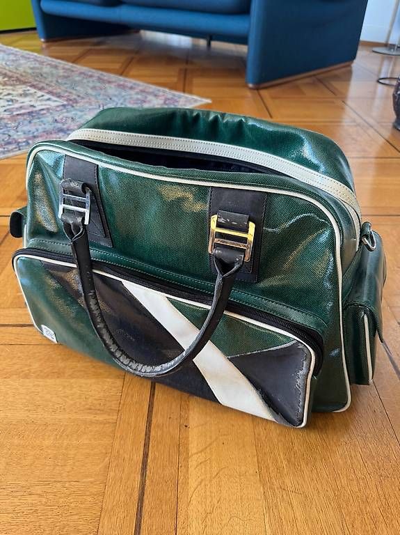 Borse da donna: Sac Armani Jeans style bowling bag – Usato da Zürich venduto da dada9393