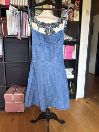 Pepe Jeans Kleid