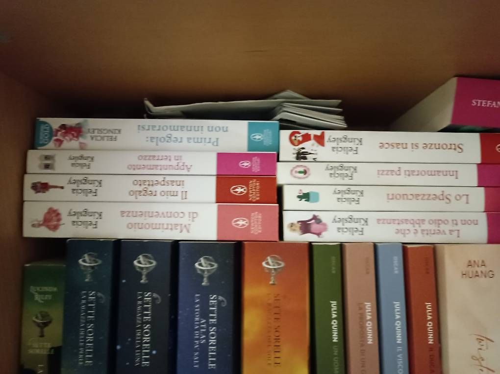 Bücher: Vendo vari libri – Gebraucht aus Pregassona von Paolinhaaa88 1