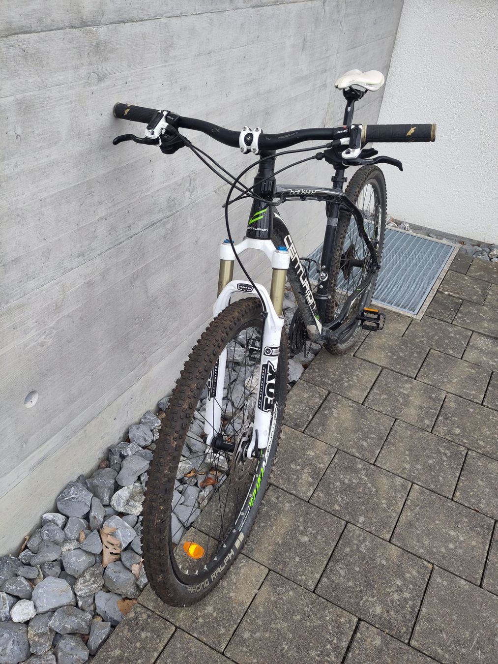 Velos: MTB Centurion Ultimate Backfire 1.29 – Defekt aus Lenggenwil von OmeRion 1